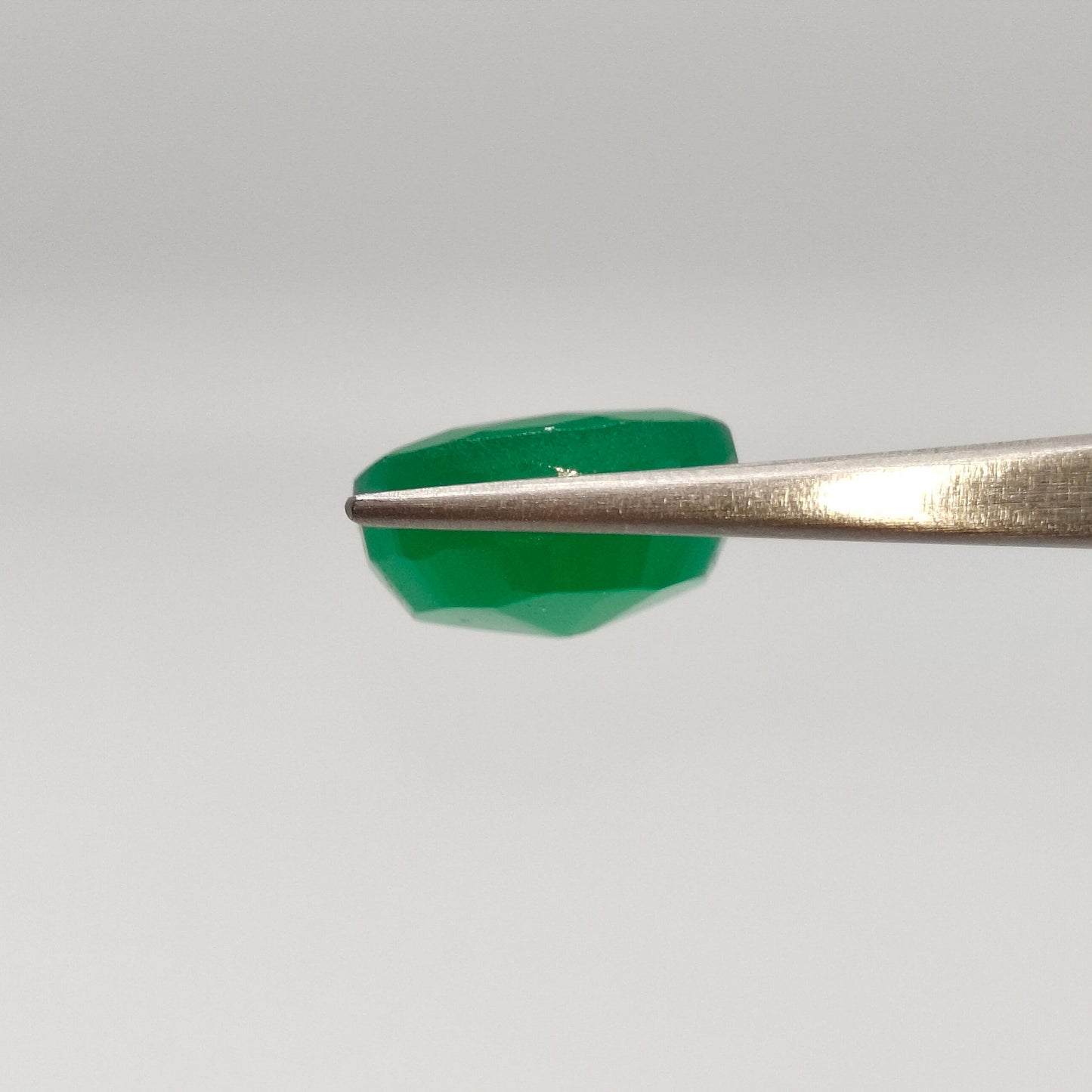 Natural Green Onyx | Certified Loose Gemstone