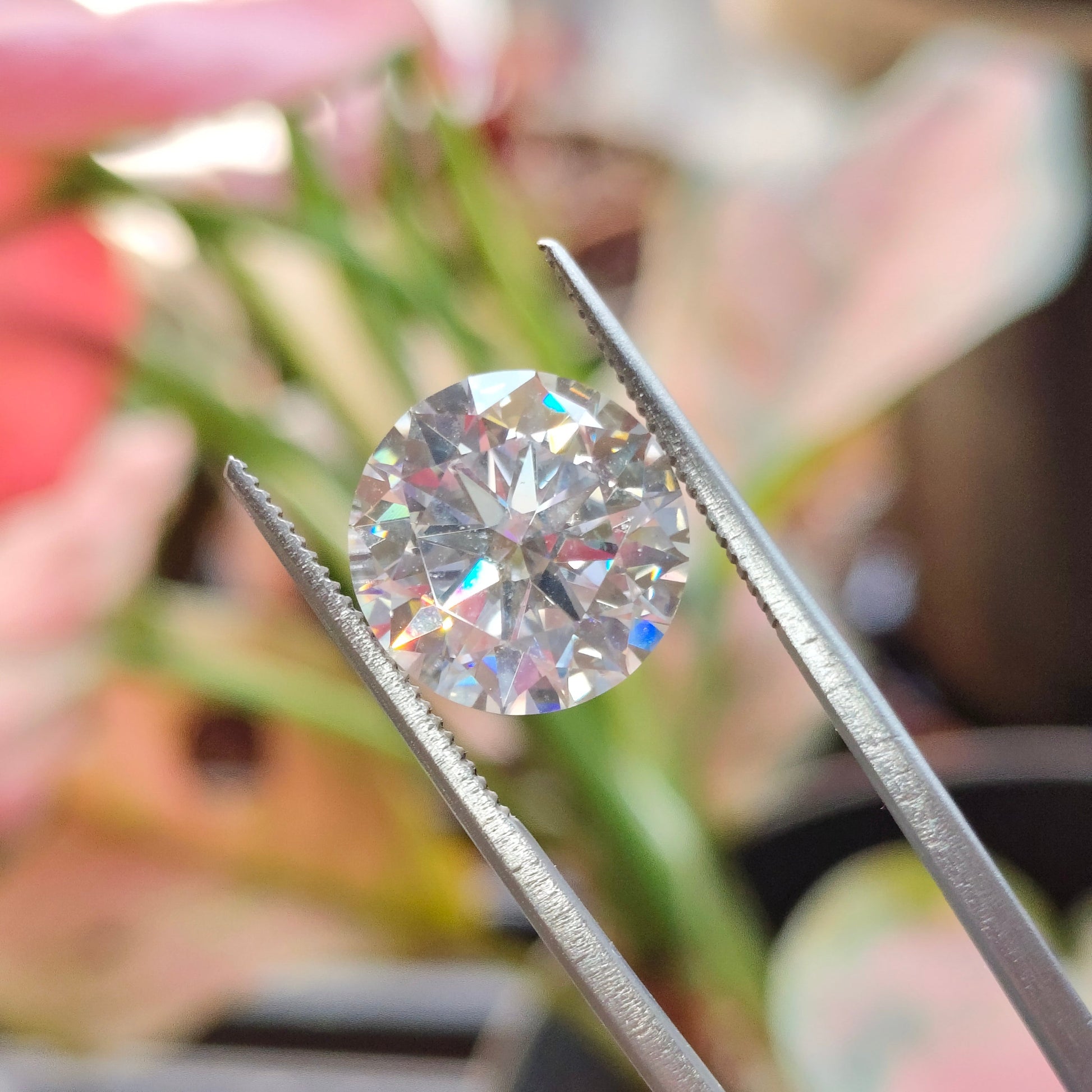 Moissanite Round Cut