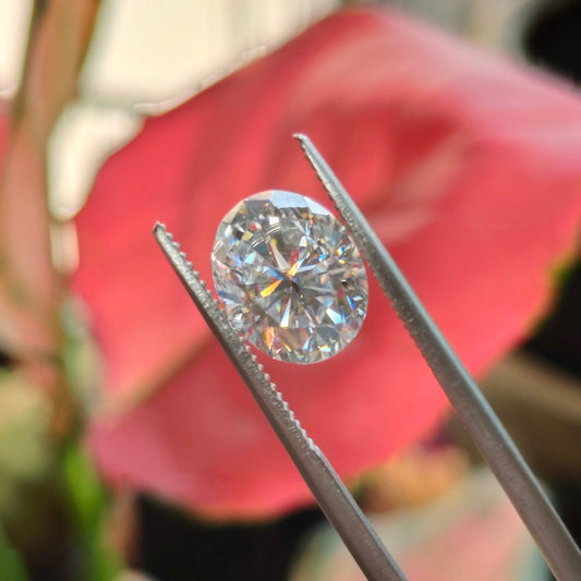 Moissanite Oval Cut | GRA Certified Laser Engraved Loose Gemstone